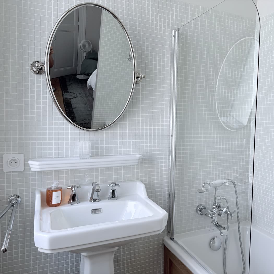 Salle de bain de la chambre n°4